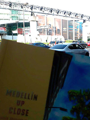 Libro 'Medellín de cerca' en México