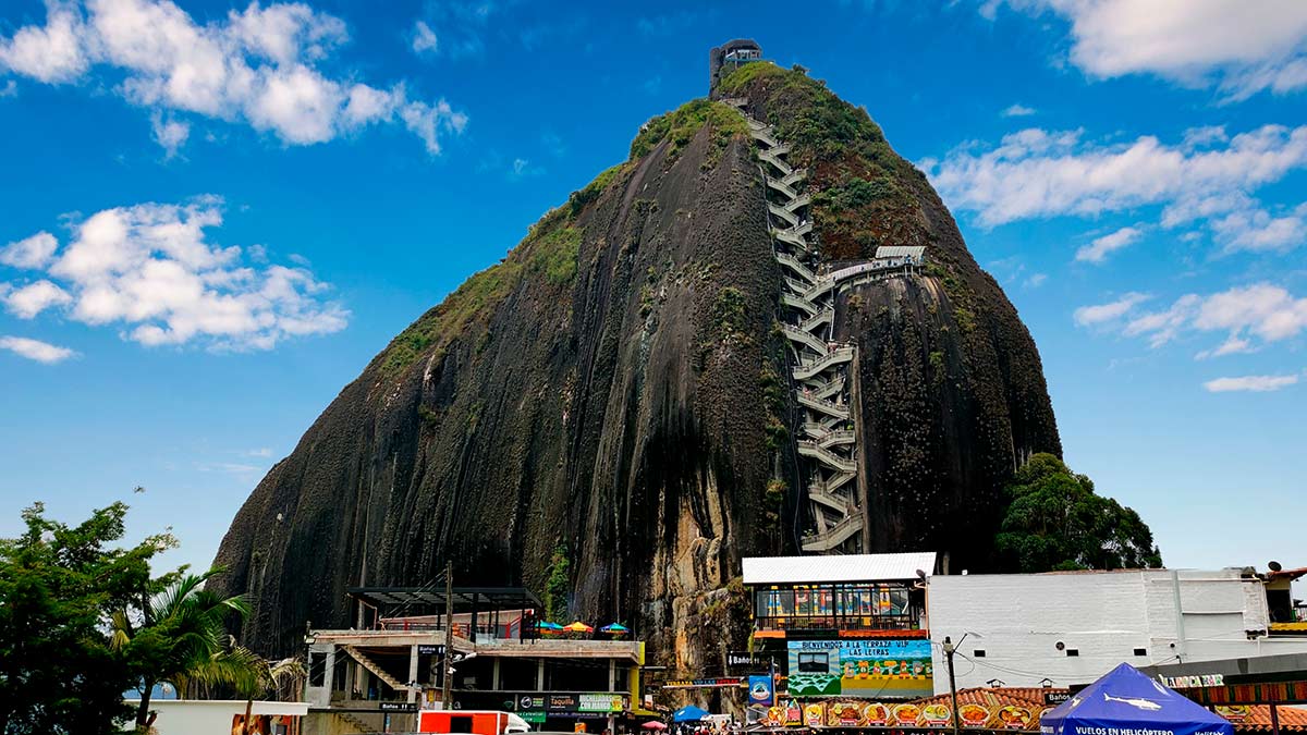 Tour Guatapé y El Peñol